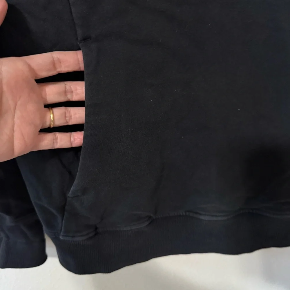 Lululemon Scuba Crew Black Stretch French Terry Pocket Athleisure Workout-6